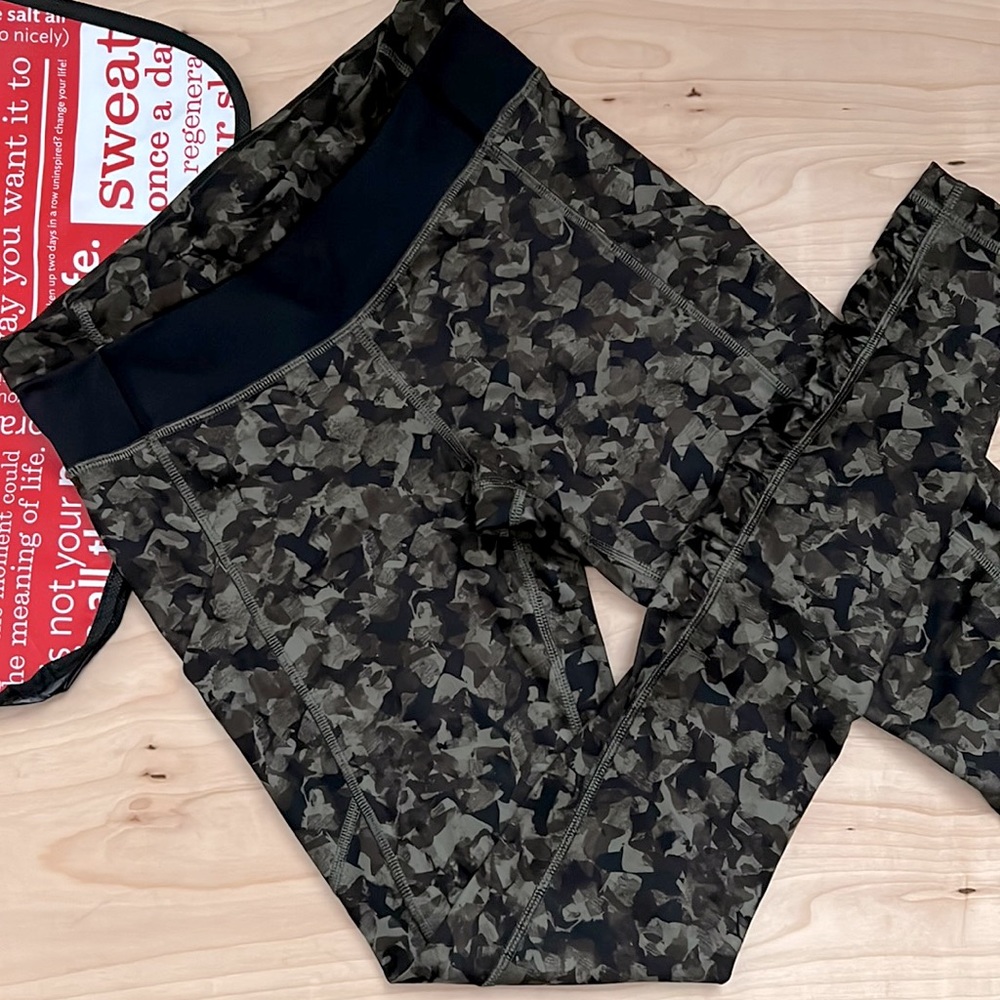 Lululemon Speed Tight